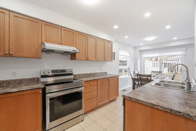 221 High Street, Bowmanville - photo 21