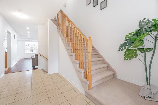 221 High Street, Bowmanville - photo 25