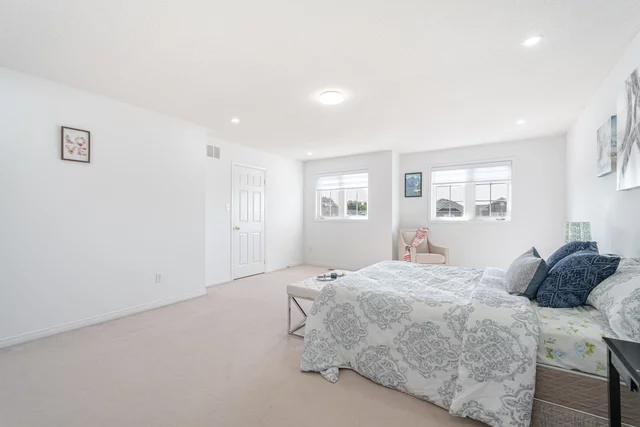 221 High Street, Bowmanville - photo 28