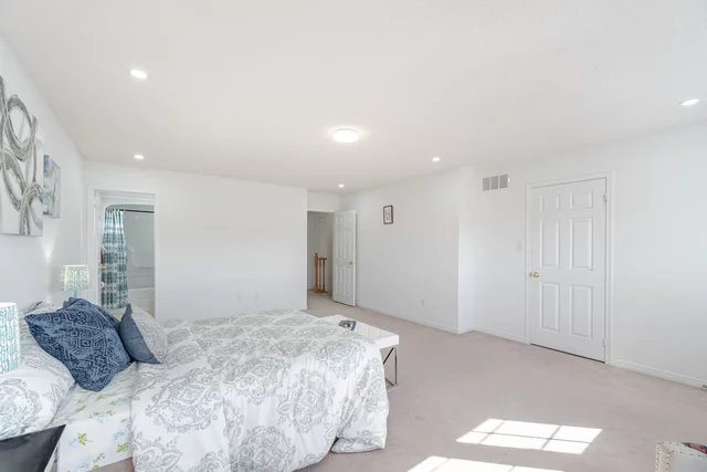 221 High Street, Bowmanville - photo 30