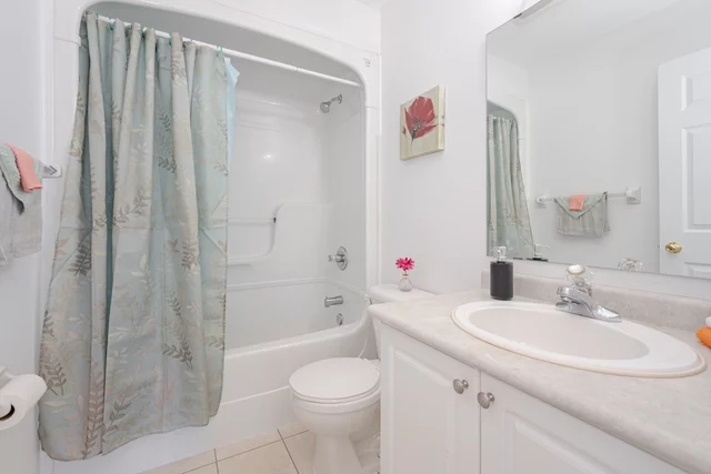 221 High Street, Bowmanville - photo 36