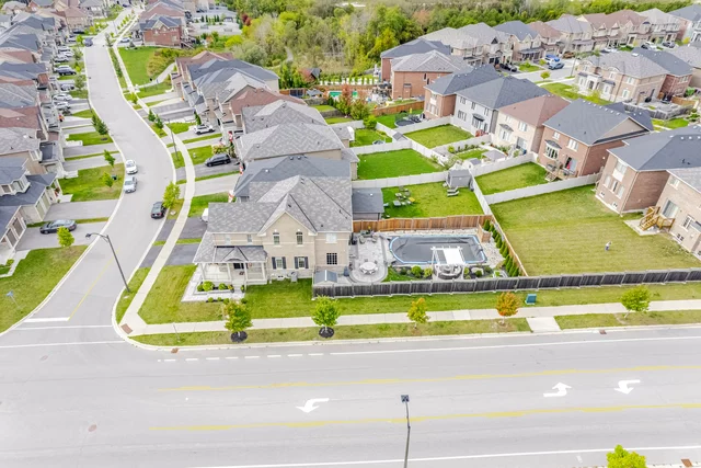 2 Hackett Street, East Gwillimbury - photo 5