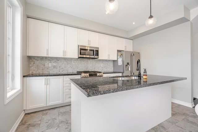 2 Hackett Street, East Gwillimbury - photo 29