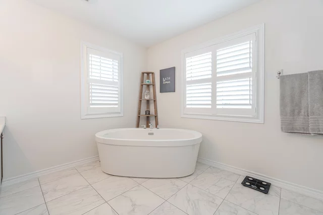 2 Hackett Street, East Gwillimbury - photo 50