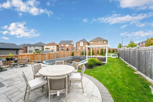 2 Hackett Street, East Gwillimbury - photo 69