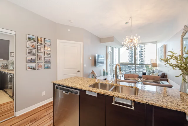 #803-55 Eglinton Avenue West, Mississauga - photo 18