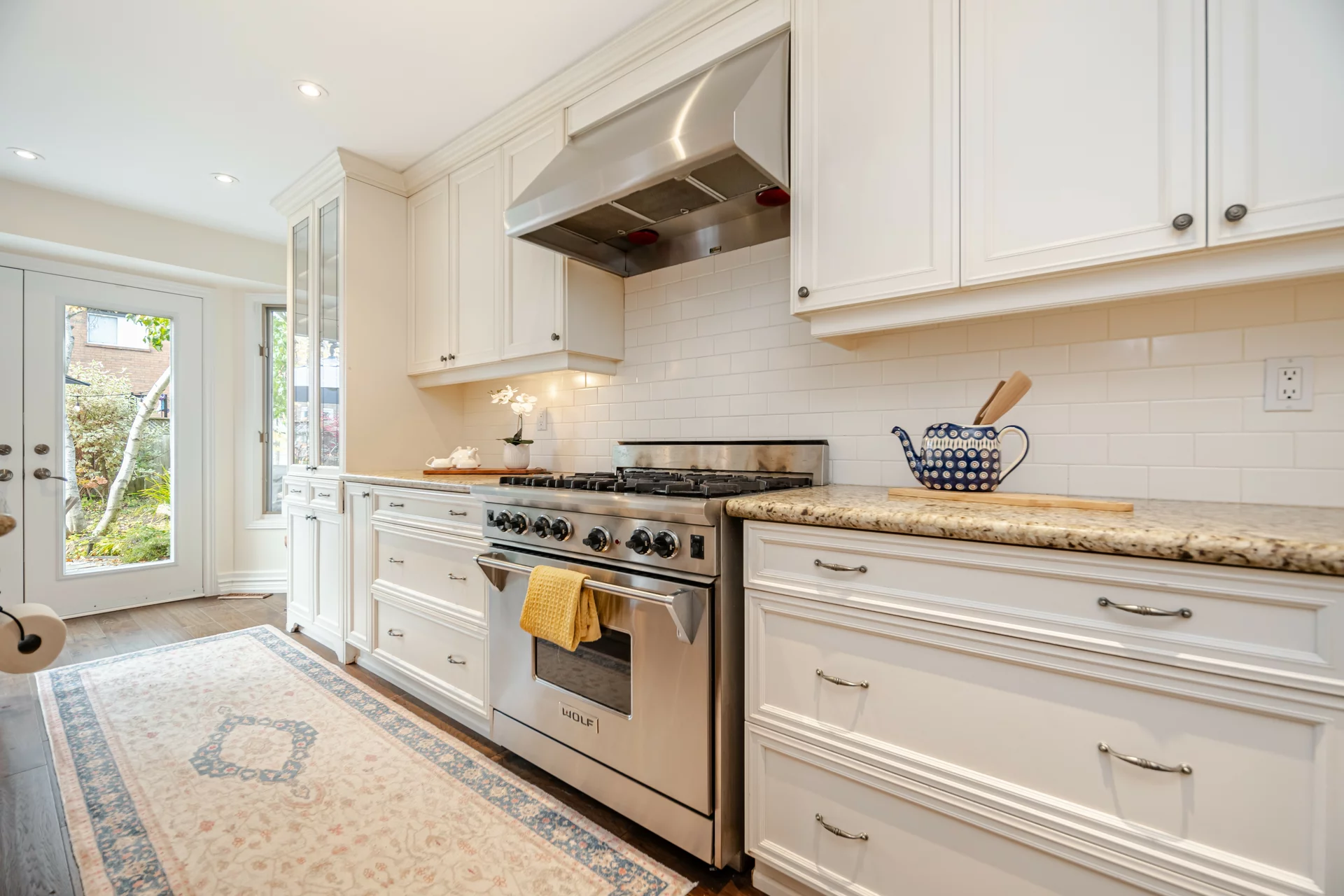 1095 Old Oak Drive, Oakville - photo 18