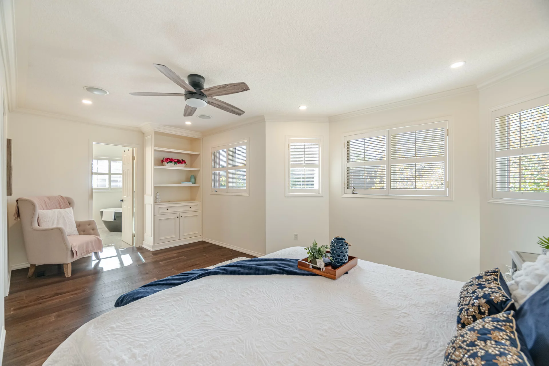 1095 Old Oak Drive, Oakville - photo 28