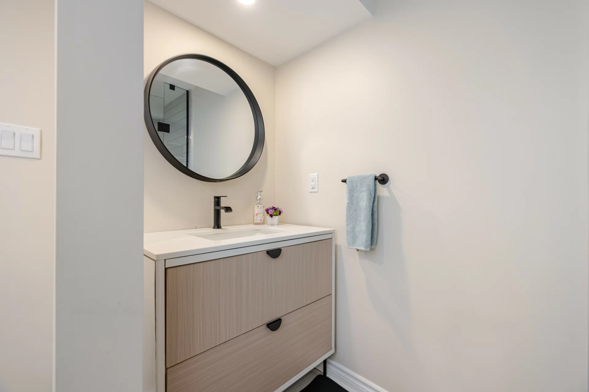 1095 Old Oak Drive, Oakville - photo 51