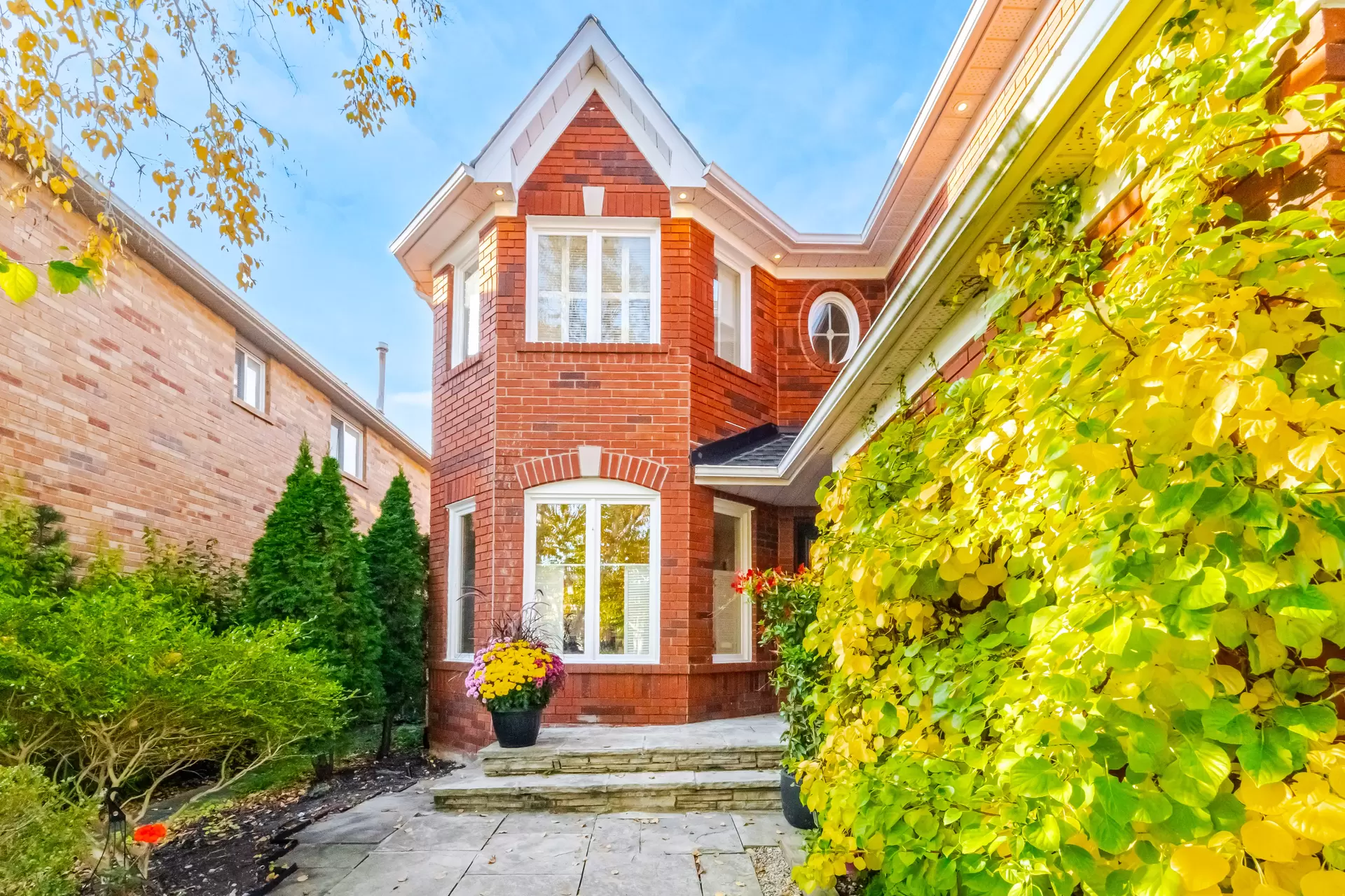 1095 Old Oak Drive, Oakville - photo 4