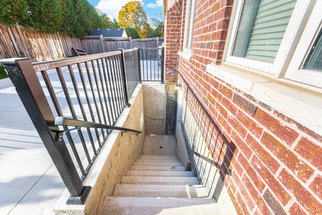 4 Danfield Court, Brampton - photo 56
