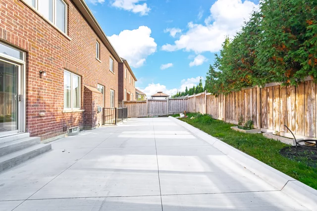 4 Danfield Court, Brampton - photo 71