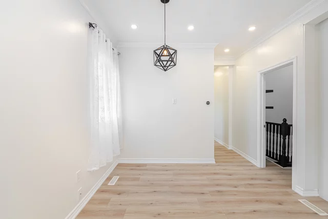 35 Britannia Avenue, Hamilton - photo 15