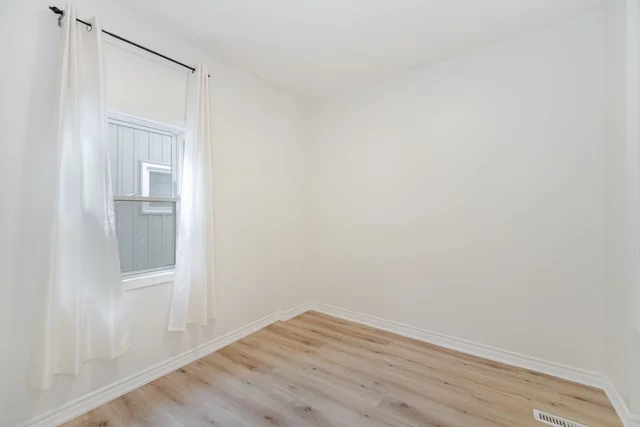 35 Britannia Avenue, Hamilton - photo 19