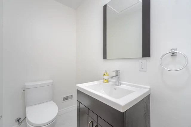 35 Britannia Avenue, Hamilton - photo 28