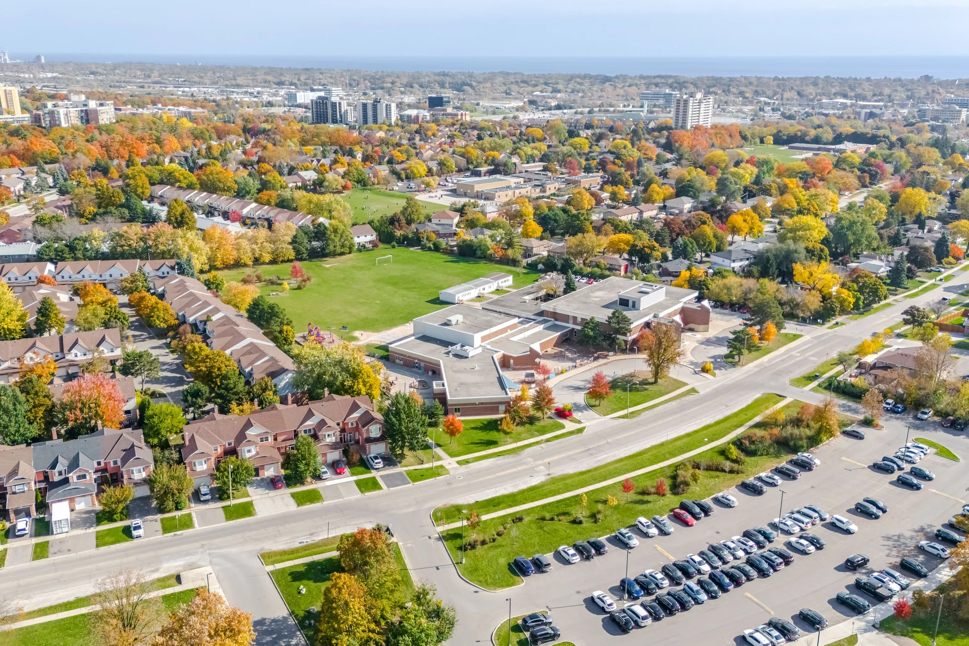 92 Miller Road, Oakville - photo 32