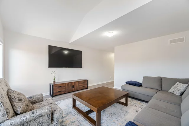 63 Netherwood Road, Kitchener - photo 35
