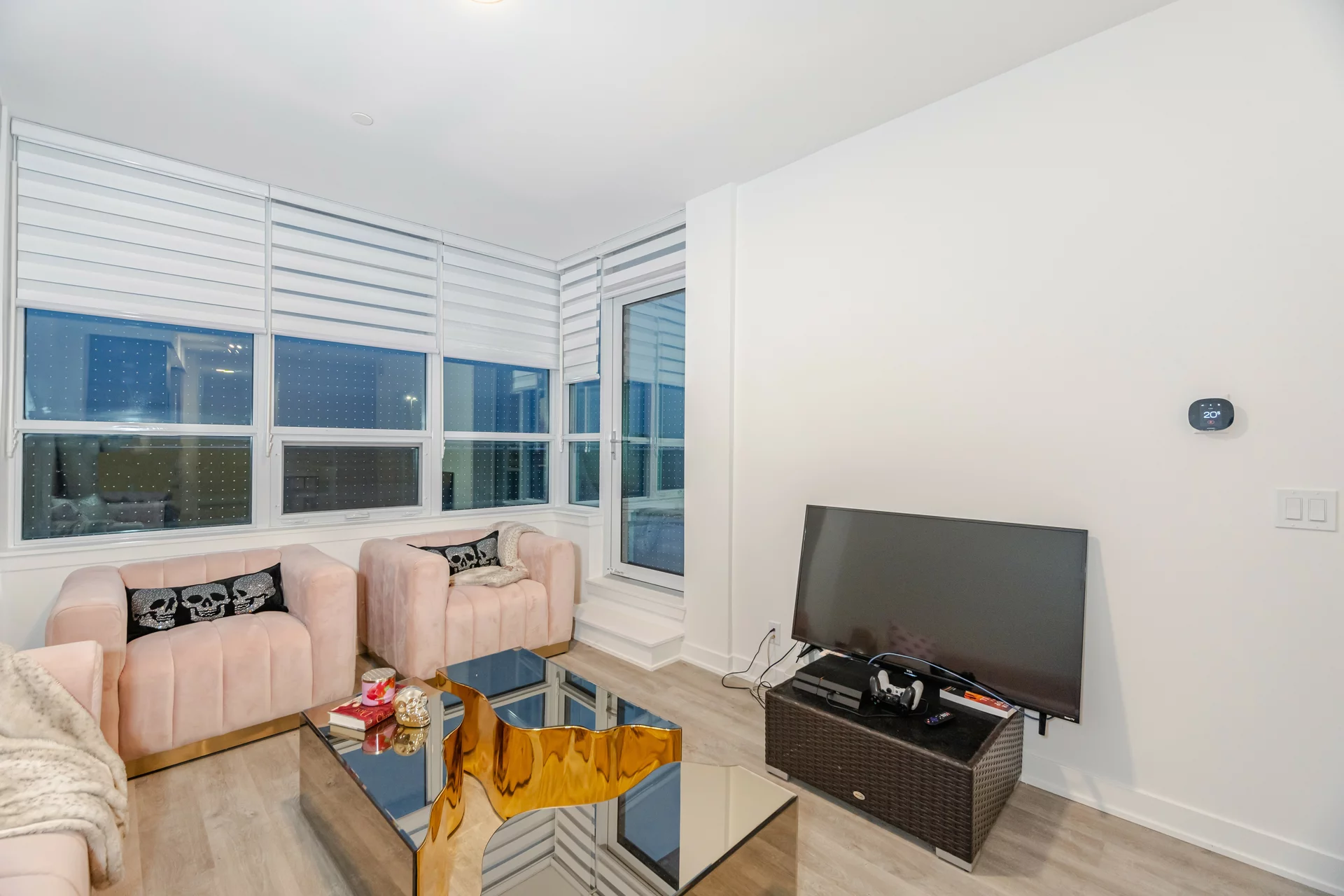 #B226-50 Upper Mall Way, Vaughan - photo 12