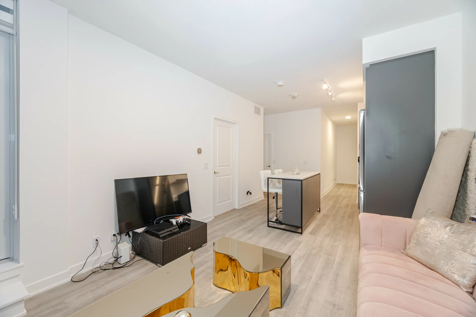 #B226-50 Upper Mall Way, Vaughan - photo 17
