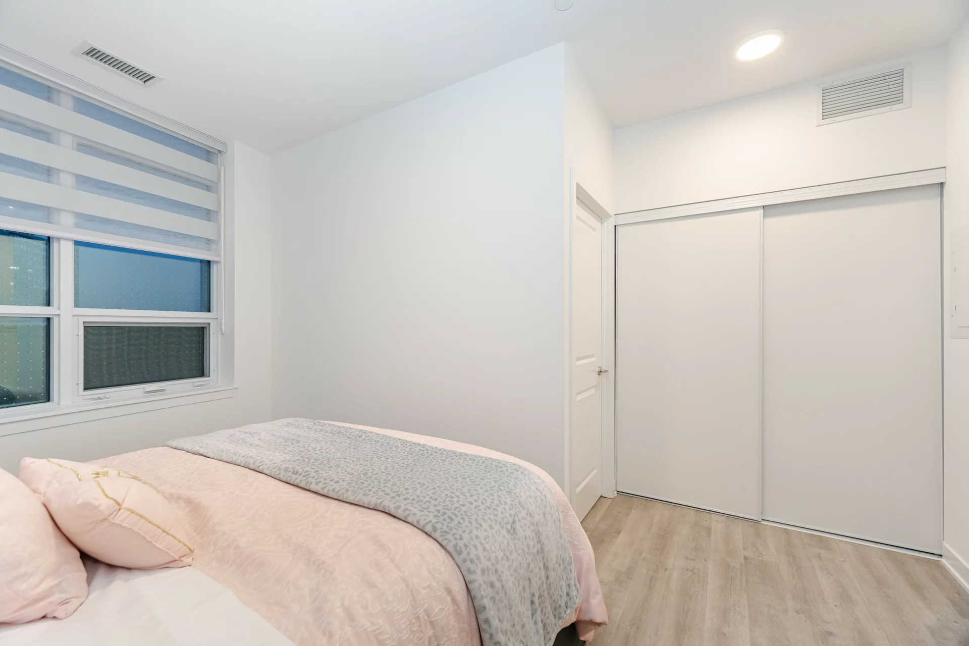 #B226-50 Upper Mall Way, Vaughan - photo 19