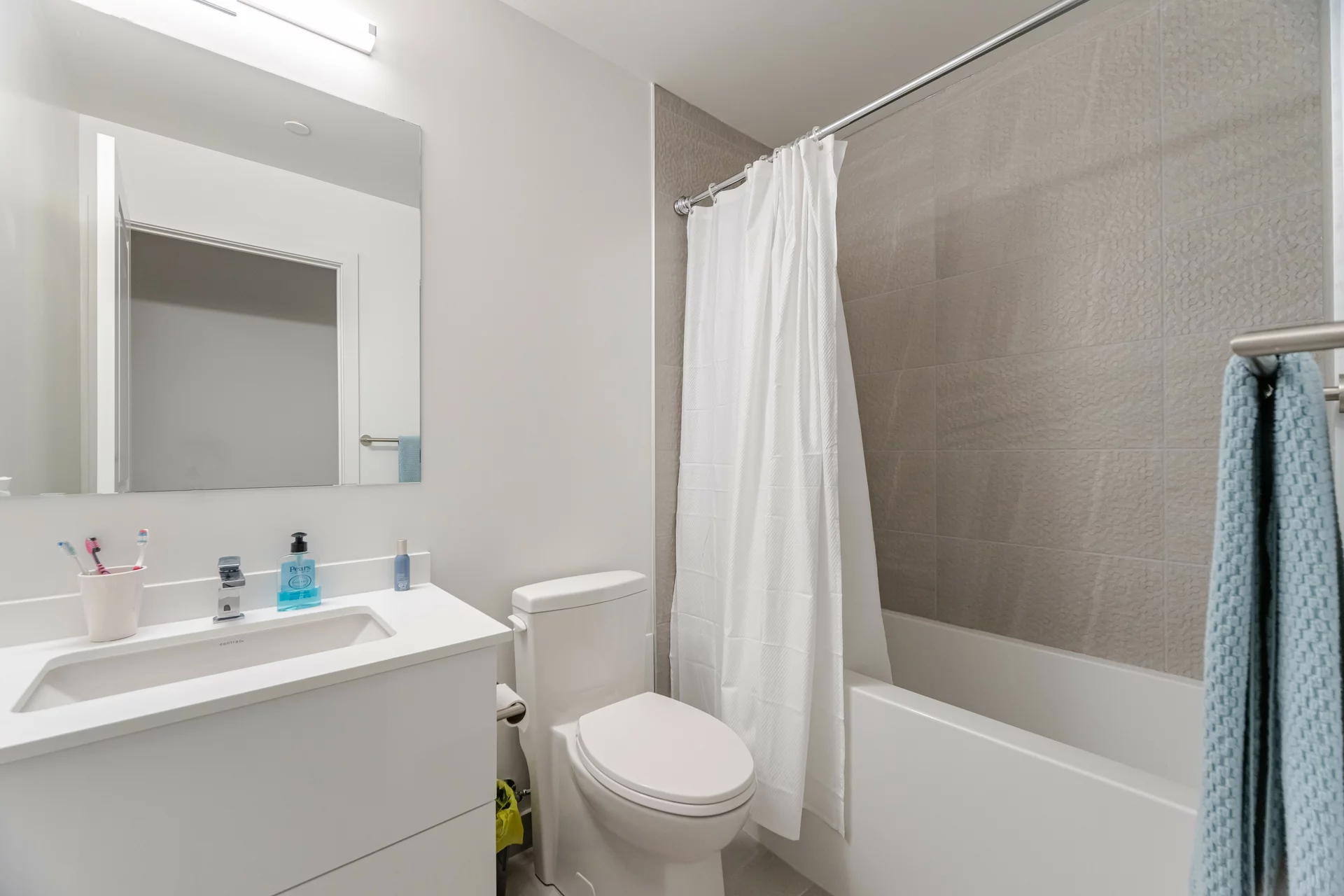 #B226-50 Upper Mall Way, Vaughan - photo 24