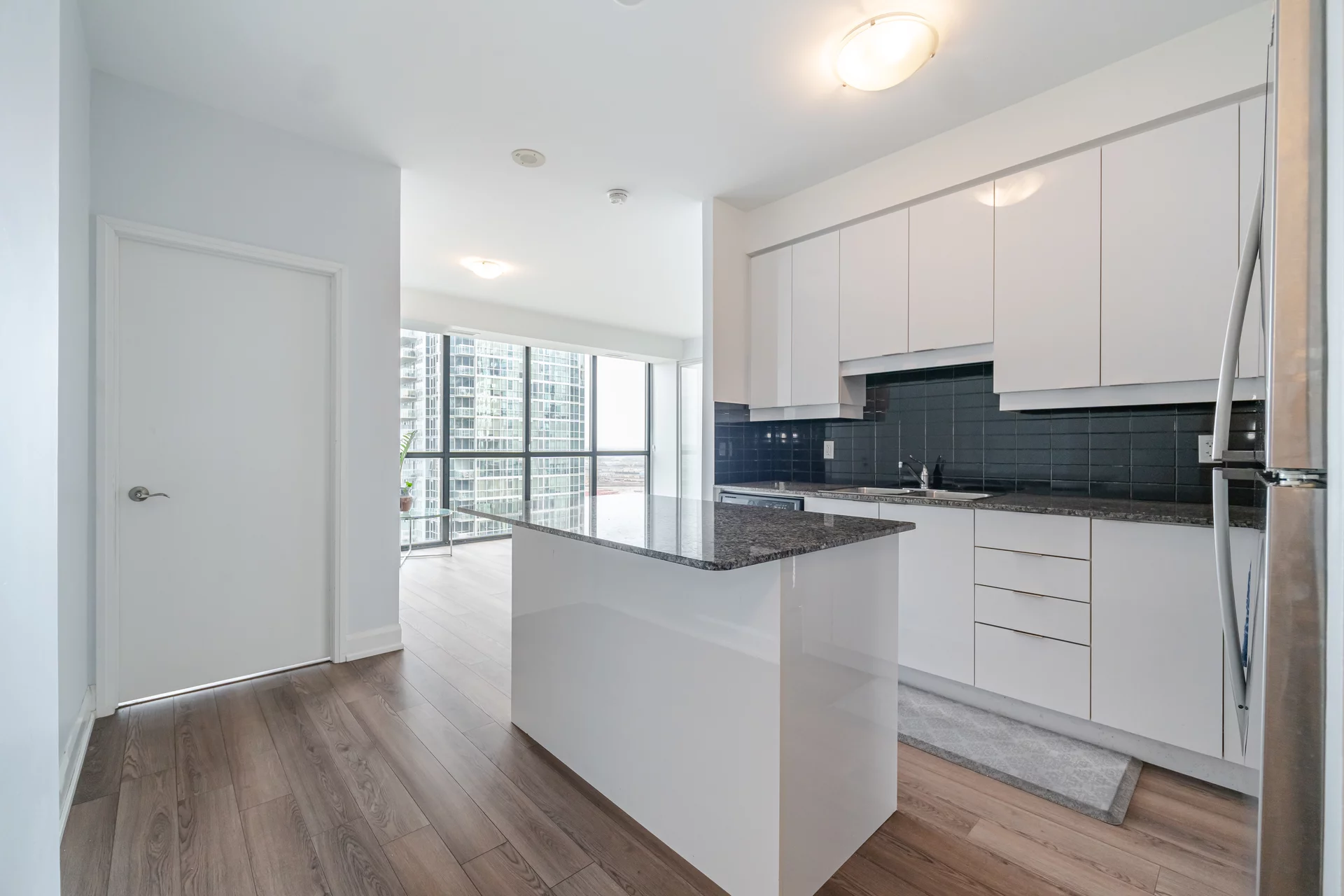 #1909-2910 Highway 7, Vaughan - photo 10
