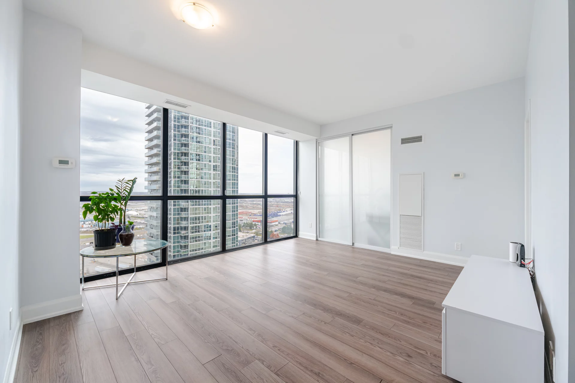 #1909-2910 Highway 7, Vaughan - photo 13