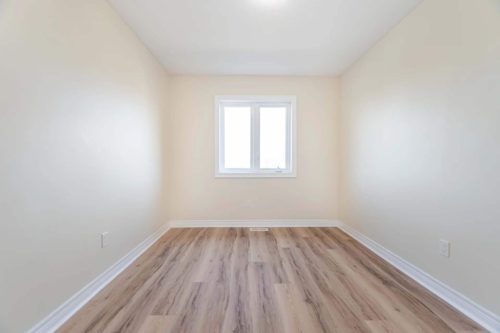 #2-77 Diana Avenue, Brantford - photo 28