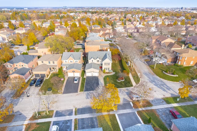 30 Wickens Crescent, Ajax - photo 2