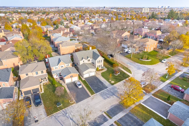 30 Wickens Crescent, Ajax - photo 4