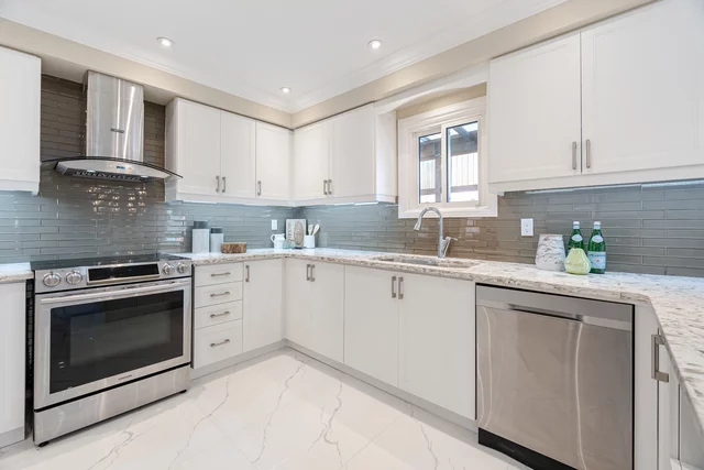 30 Wickens Crescent, Ajax - photo 26