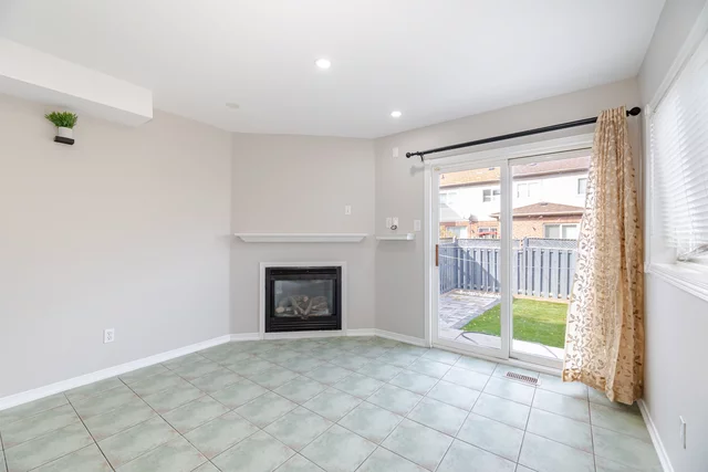 18 Monaco Court, Brampton - photo 10