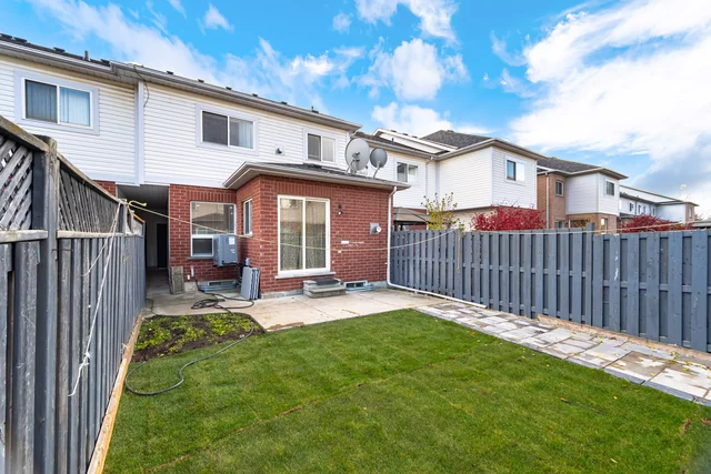 18 Monaco Court, Brampton - photo 34