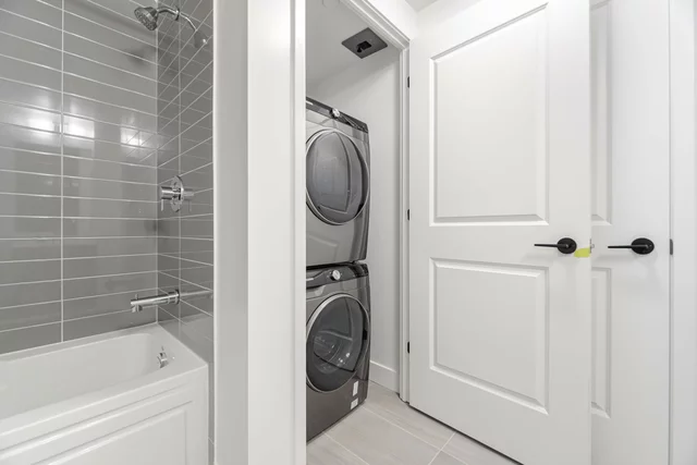 #342-2343 Khalsa Gate, Oakville - photo 20