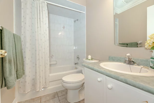 10 Albiwoods Trail, Bolton - photo 24