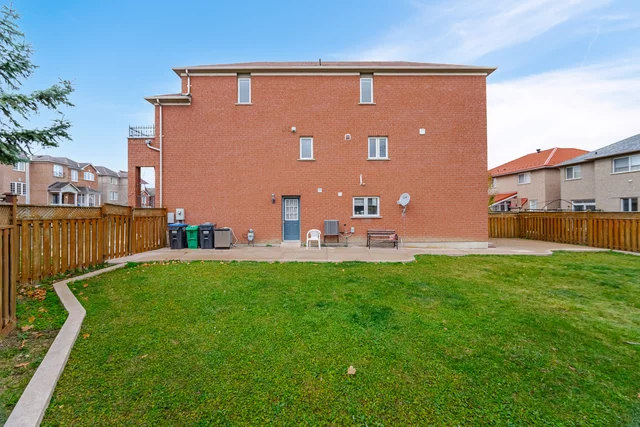 42 Domenico Crescent, Brampton - photo 54