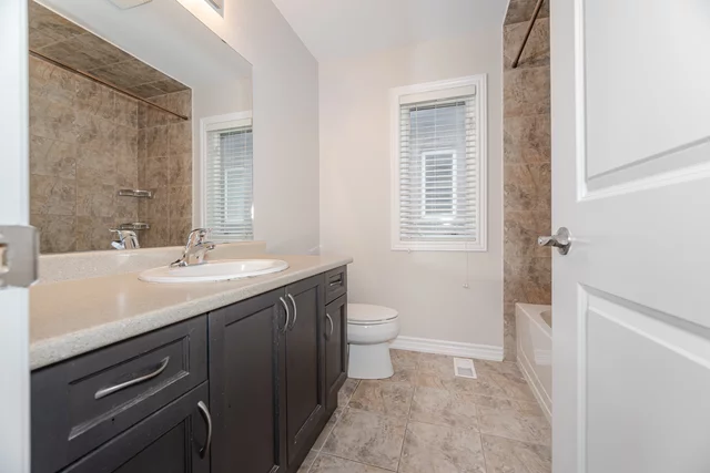 296 Remembrance Road, Brampton - photo 36