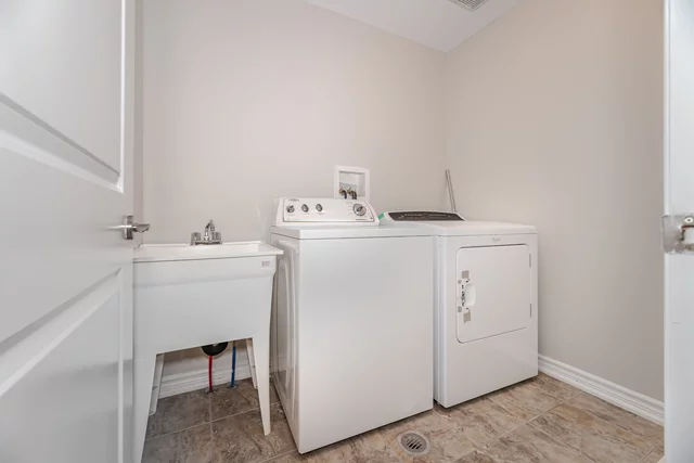 296 Remembrance Road, Brampton - photo 38