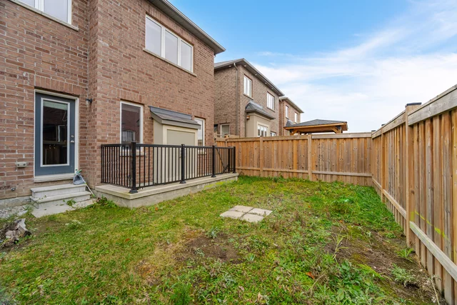 296 Remembrance Road, Brampton - photo 46
