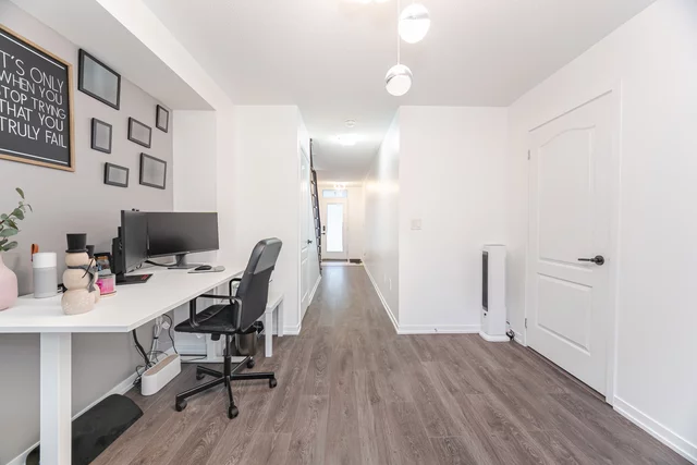 979 Kicking Horse Path, Oshawa - photo 8