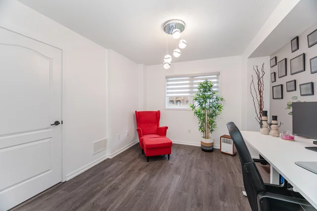 979 Kicking Horse Path, Oshawa - photo 10