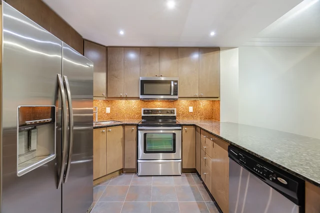 #2602-9 George Street North, Brampton - photo 7