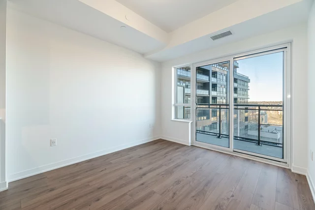#603-395 Dundas Street West, Oakville - photo 14