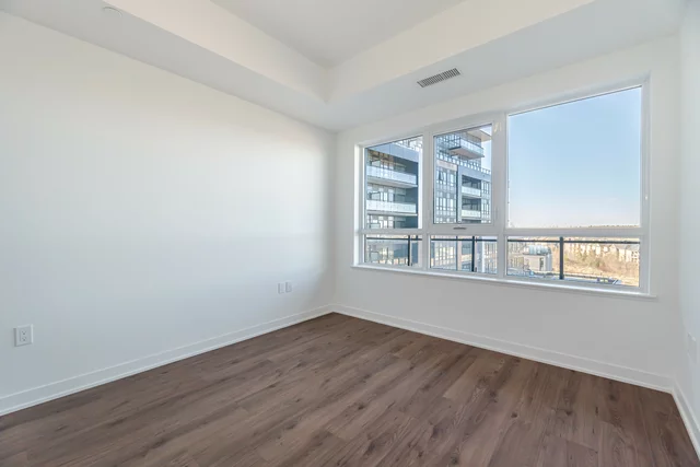 #603-395 Dundas Street West, Oakville - photo 25