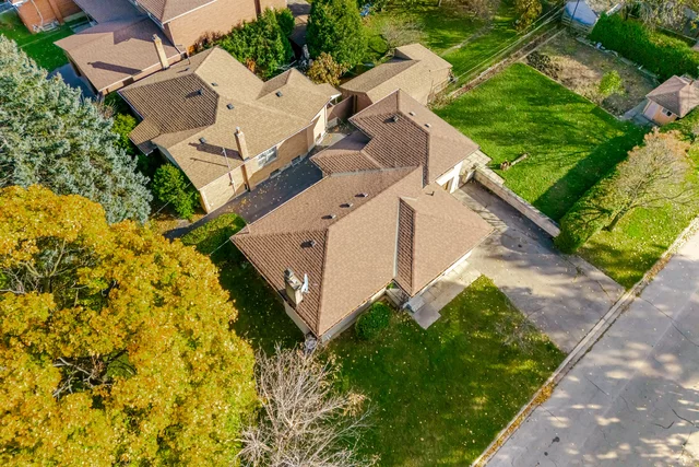 27 Alma Drive, Etobicoke - photo 8