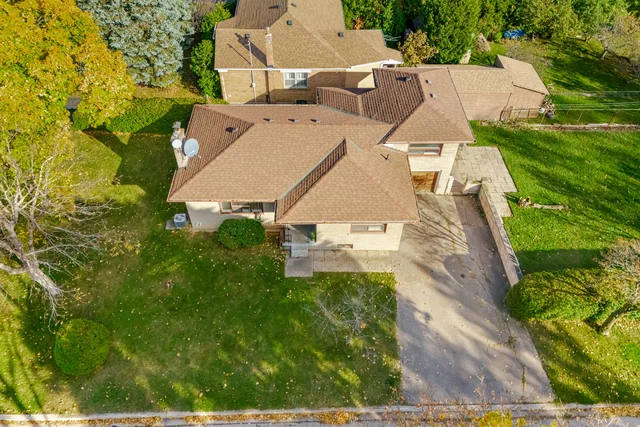 27 Alma Drive, Etobicoke - photo 9