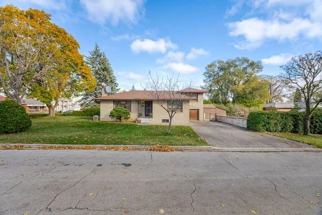 27 Alma Drive, Etobicoke - photo 11