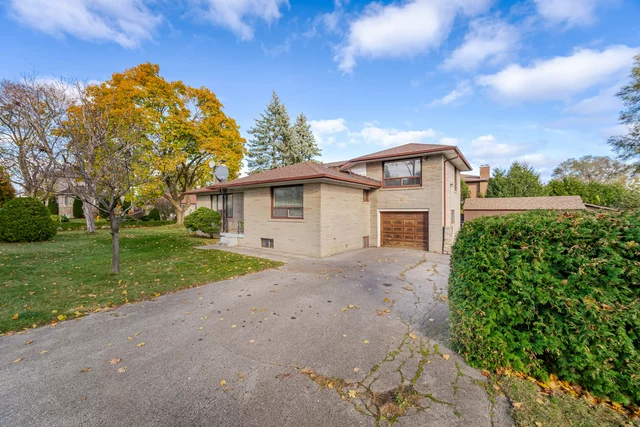 27 Alma Drive, Etobicoke - photo 14