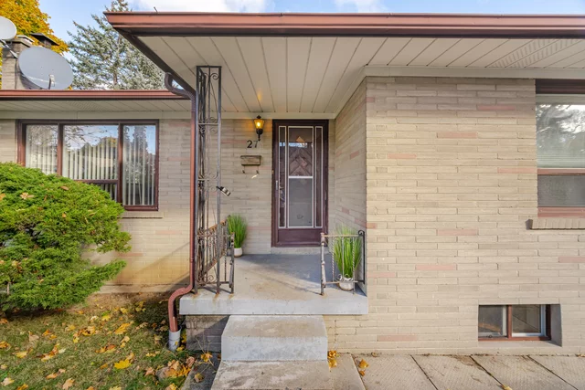 27 Alma Drive, Etobicoke - photo 15