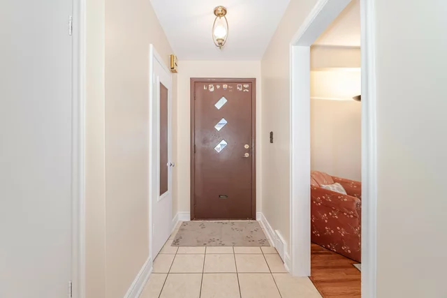 27 Alma Drive, Etobicoke - photo 16
